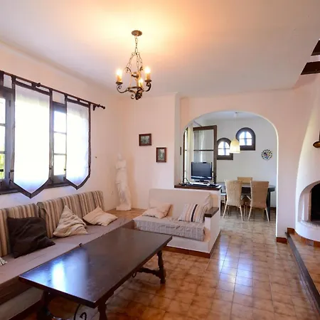 The House In Estartit Has 3 Bedrooms L'Estartit