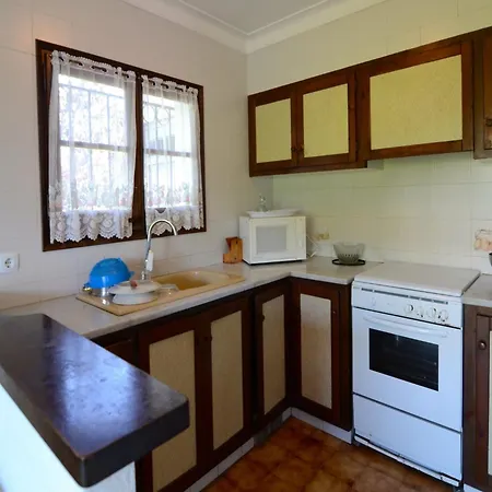 The House In Estartit Has 3 Bedrooms