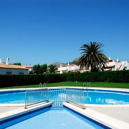 Holiday home The House In Estartit Has 3 Bedrooms